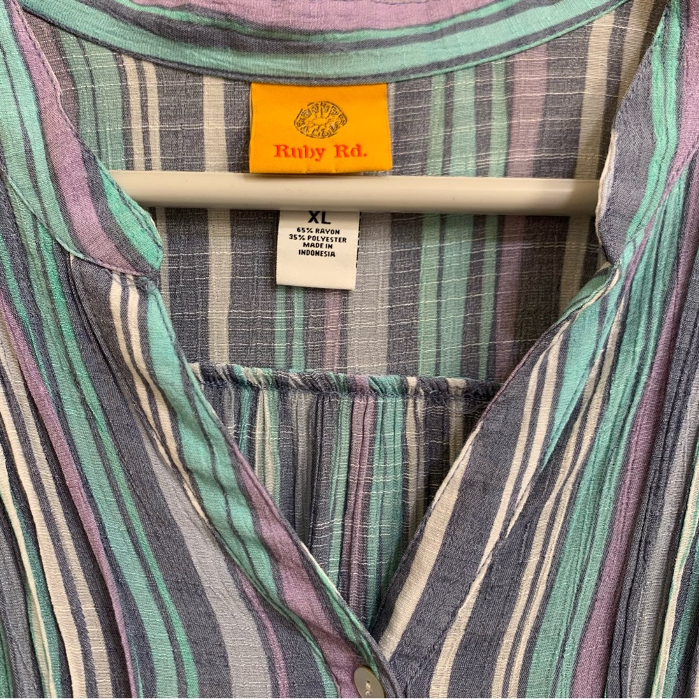 Ruby Rd Size XL striped button down top - Picture 5 of 6
